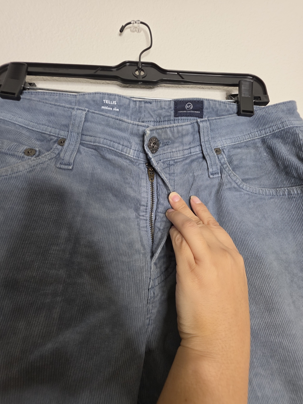 AG Adriano Goldschmied Tellis Modern Slim Light Wash Blue Corduroy Jeans Sz 30 - Picture 5 of 13
